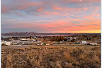 531 W Belle Dr, Garden City, UT 84028 - Photo 16