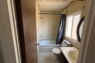 150 E 750 N, Vernal, UT 84078 - Photo 10