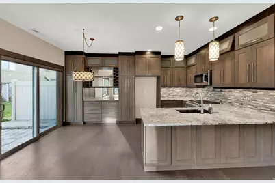 970 E Tuscan Park Ln S, Midvale, UT 84047 - Photo 10