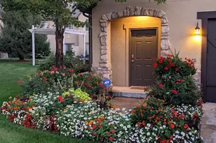 970 E Tuscan Park Ln S, Midvale, UT 84047 - Photo 2