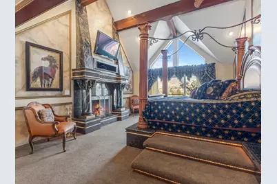 8585 S Mt Majestic Rd E, Sandy, UT 84093 - Photo 8