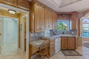 8585 S Mt Majestic Rd E, Sandy, UT 84093 - Photo 24