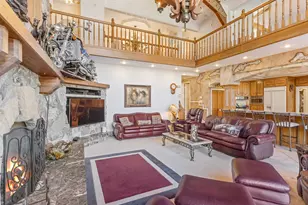 8585 S Mt Majestic Rd E, Sandy, UT 84093 - Photo 28