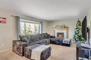 7211 S Cypress Way, Cottonwood Heights, UT 84121 - Photo 4