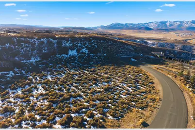 2562 E Canyon Gate Rd #1, Park City, UT 84098 - Photo 6