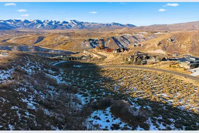 2562 E Canyon Gate Rd #1, Park City, UT 84098 - Photo 8