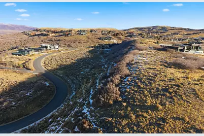 2562 E Canyon Gate Rd #1, Park City, UT 84098 - Photo 10