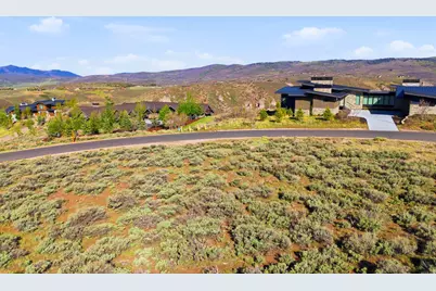 2562 E Canyon Gate Rd #1, Park City, UT 84098 - Photo 18