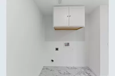 221 E 4800 S, Salt Lake City, UT 84107 - Photo 14