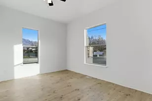 221 E 4800 S, Salt Lake City, UT 84107 - Photo 18