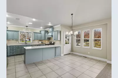 11541 S Harvest Crest Way W, South Jordan, UT 84009 - Photo 8