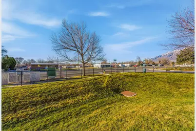 826 E 760 N, Ogden, UT 84404 - Photo 22