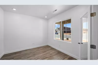 1941 S Swamp Mesa Dr, Washington, UT 84780 - Photo 8