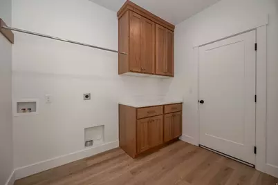 2563 E 2250 N, Layton, UT 84040 - Photo 16