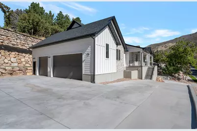 2563 E 2250 N, Layton, UT 84040 - Photo 26