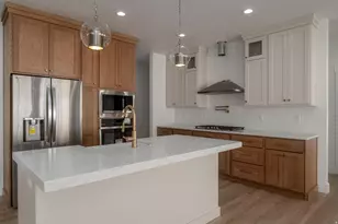 2563 E 2250 N, Layton, UT 84040 - Photo 2