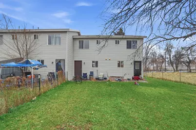 328 E 100 N #5, Hyrum, UT 84319 - Photo 10