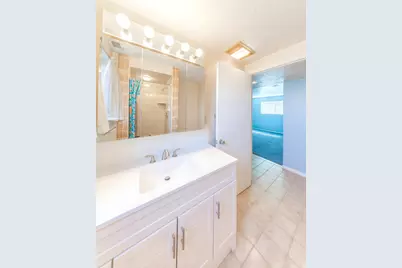 75 E Monticello Dr S, Kaysville, UT 84037 - Photo 10