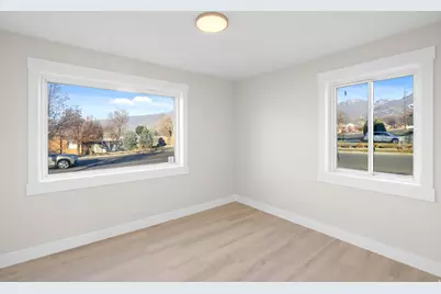 53 W 1800 S, Bountiful, UT 84010 - Photo 10