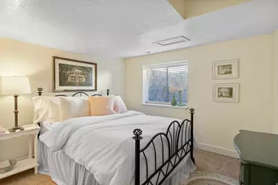 9976 N Oak Rd W, Cedar Hills, UT 84062 - Photo 30