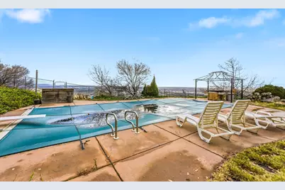 247 W 4050 N, Pleasant View, UT 84414 - Photo 48