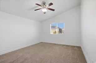 3856 W Coastal Dune Dr, South Jordan, UT 84009 - Photo 10