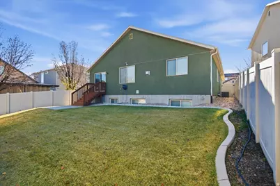3856 W Coastal Dune Dr, South Jordan, UT 84009 - Photo 32
