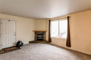 1761 East Fort Union Blvd, Cottonwood Heights, UT 84121 - Photo 16