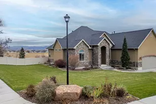 294 E 875 S, Providence, UT 84332 - Photo 2