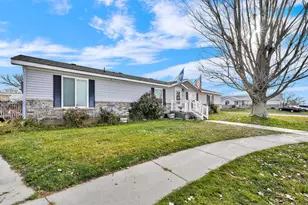 935 S 550 W, Tremonton, UT 84337 - Photo 2