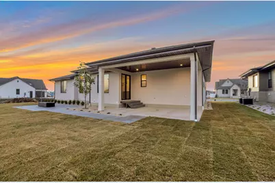 298 N Amber Ln W, Layton, UT 84041 - Photo 44