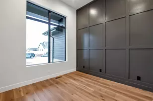 298 N Amber Ln W, Layton, UT 84041 - Photo 6