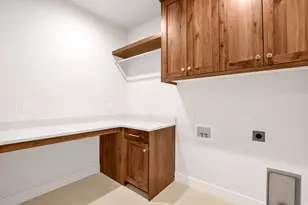 298 N Amber Ln W, Layton, UT 84041 - Photo 18