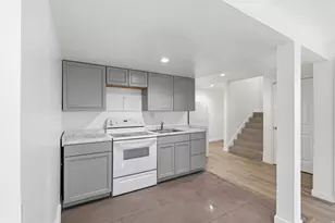 2679 W Builders Dr S, Taylorsville, UT 84118 - Photo 22