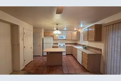 395 E 1530 N, North Logan, UT 84341 - Photo 10