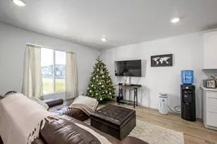 424 N Artesian Way W, Lehi, UT 84048 - Photo 8