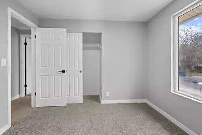 4929 S Huntington Rd W, Taylorsville, UT 84129 - Photo 18