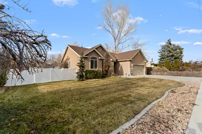 212 S 1100 W, Lehi, UT 84043 - Photo 2
