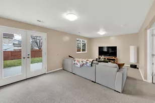 7987 S 3260 W, West Jordan, UT 84088 - Photo 12