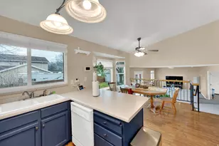 7987 S 3260 W, West Jordan, UT 84088 - Photo 10