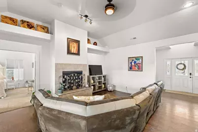 2562 E 3670 S, Saint George, UT 84790 - Photo 8