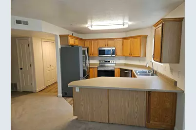 14043 S Bridgeview Court, Bluffdale, UT 84065 - Photo 4