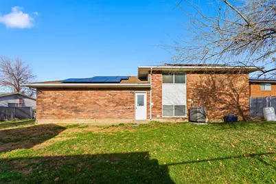 2957 W 4390 S, Roy, UT 84067 - Photo 6