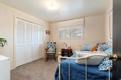 12387 S Mountain View Dr, Riverton, UT 84065 - Photo 14