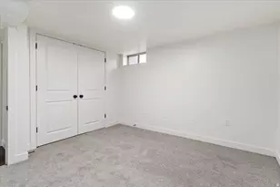 971 N 900 W, Salt Lake City, UT 84116 - Photo 24