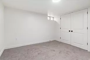 971 N 900 W, Salt Lake City, UT 84116 - Photo 22