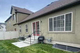 654 E Wyngate Pointe Ln, Draper, UT 84020 - Photo 22