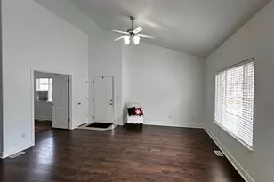 654 E Wyngate Pointe Ln, Draper, UT 84020 - Photo 4