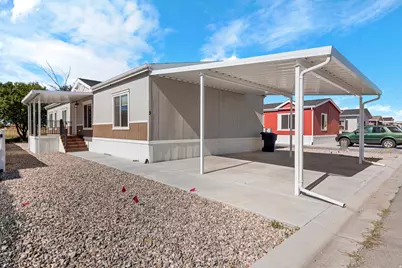 1700 W 2700 N #5, Pleasant View, UT 84404 - Photo 2