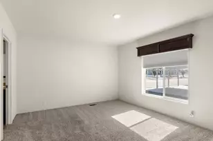 1700 W 2700 N, Pleasant View, UT 84404 - Photo 18